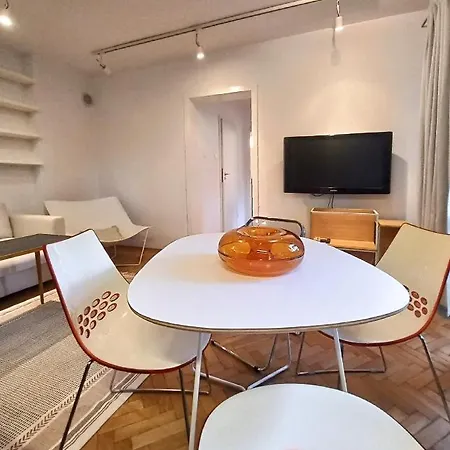 Concierge Saska Viaduct Apartment Warsaw
